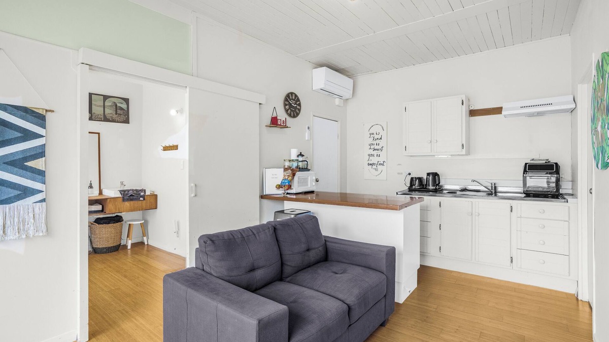 Miramar Apartment | Magnificent Miramar