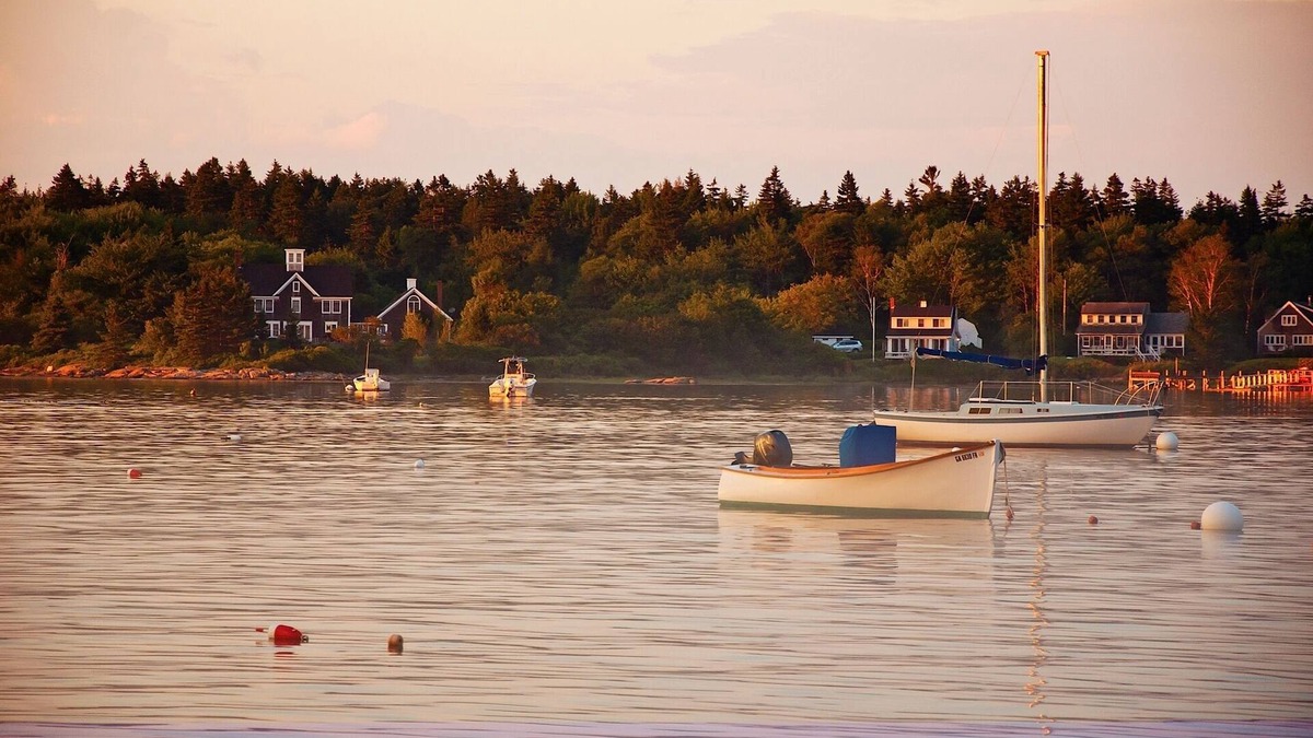 Martinsville House | Magnificent Oceanfront Home on Penobscot Bay