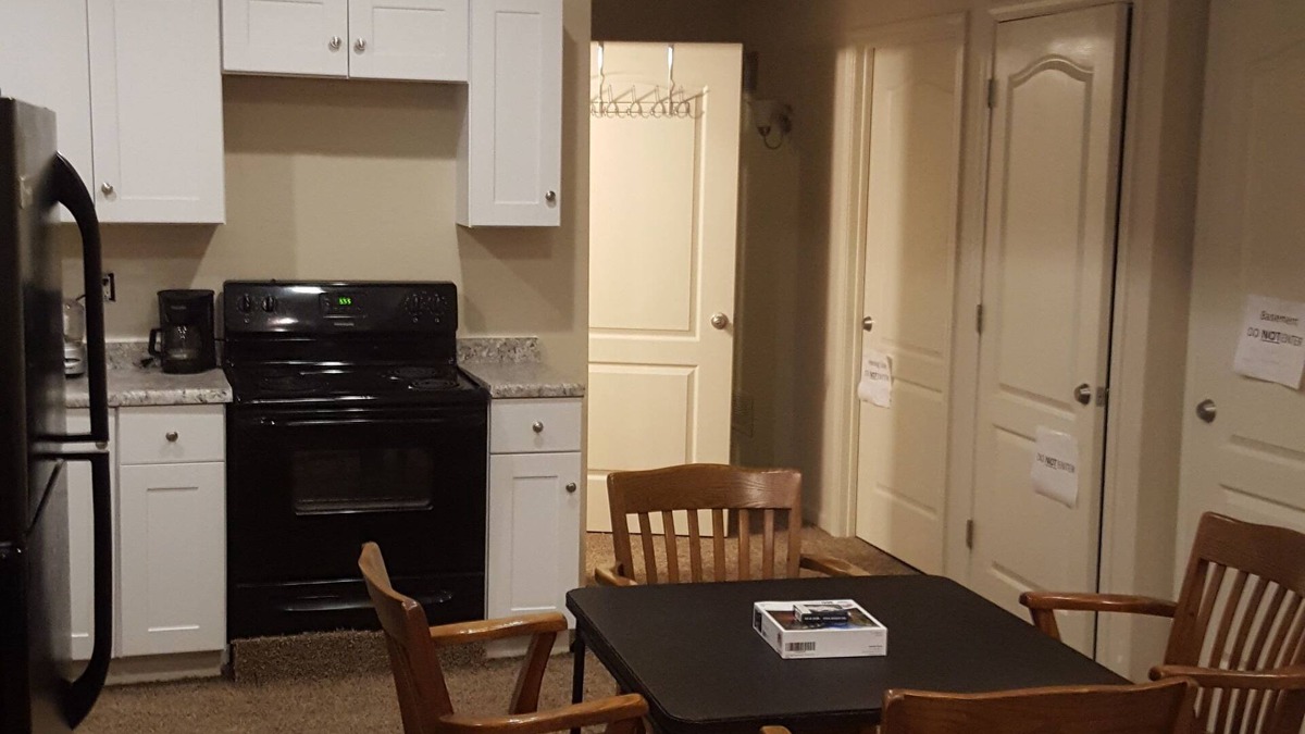 Kansas City House | Magnificent Place All Private 1st Floor