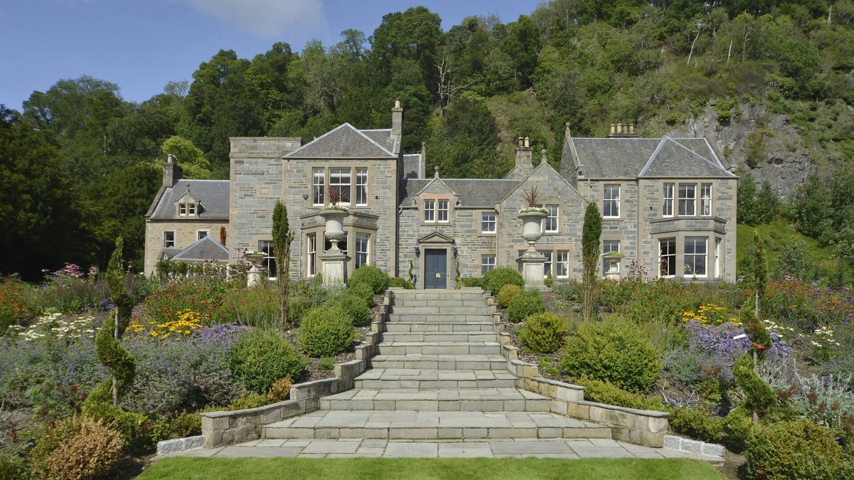 Murthly House | Magnificent Scottish Country House near Dunkeld, Perthshire.
