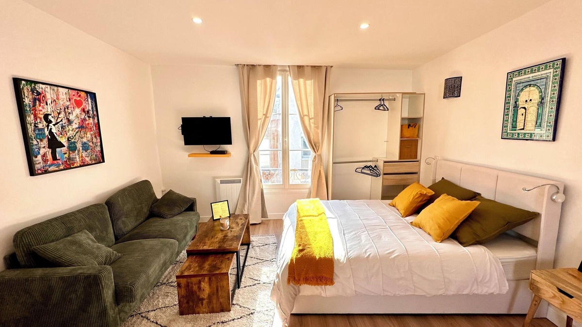 Clichy Apartment | Magnificent studio in Clichy on the outskirts of Paris