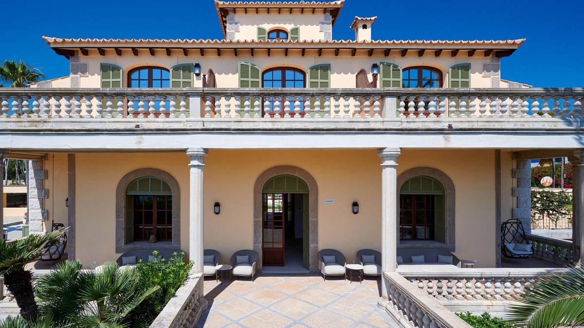 Son Moll Villa | Magnificent villa with landscaped garden, private pool and sea views