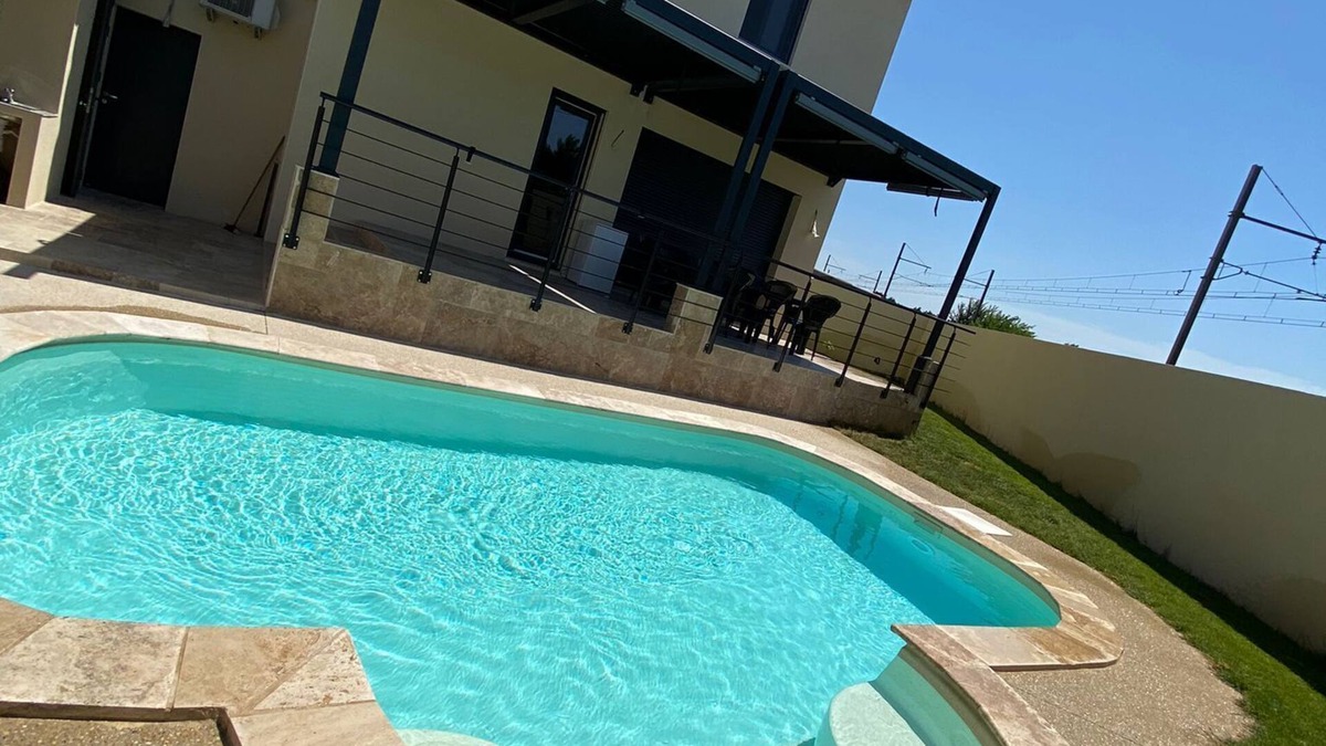 Avignon Villa | Magnificent villa for the Avignon Festival