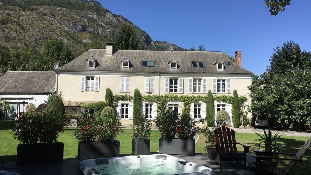 Ayzac-Ost Villa | Magnificent villa with heated pool, jacuzzi and sauna, - 20% july/august