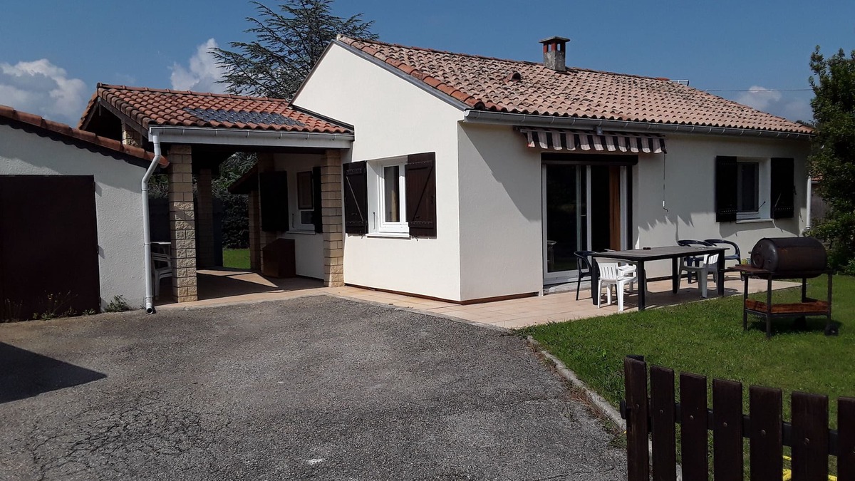 Labegude House | Magnifique Maison au Calme