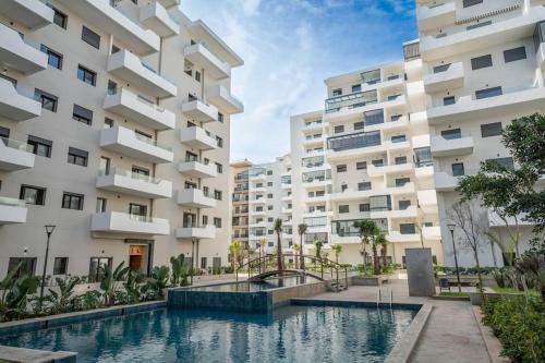 Ain Harrouda Apartment | Magnifique 2 chambres, vue panoramique et piscine