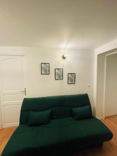 Vaux-sur-Seine Apartment | Magnifique Appartement rénové en juin 2025