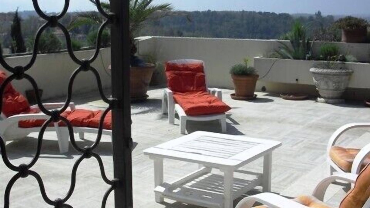 Vence Apartment | Magnifique appartement dominant de 100m2, énorme terrasse vue mer et montagne