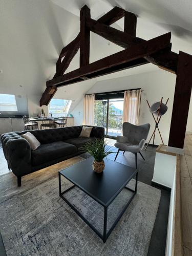 Voglans Apartment | Magnifique Appartement Vue Lac - 5 Personnes