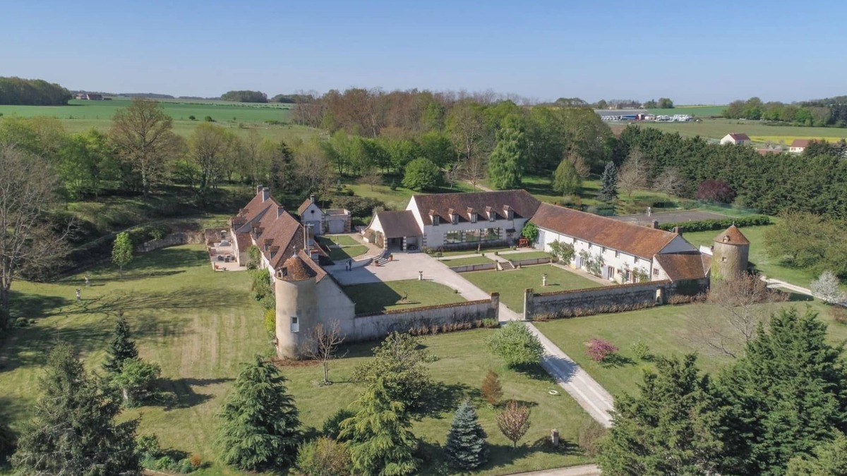 Gy-les-Nonains House | Magnifique Domaine de Caractère en Pleine Nature