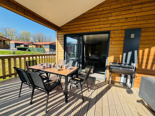 Giffaumont-Champaubert Ski Chalet | Magnifique chalet climatisé avec jardin adapté PMR