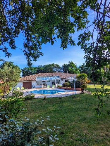 Cazaux House | Magnifique maison avec piscine, idéalement située