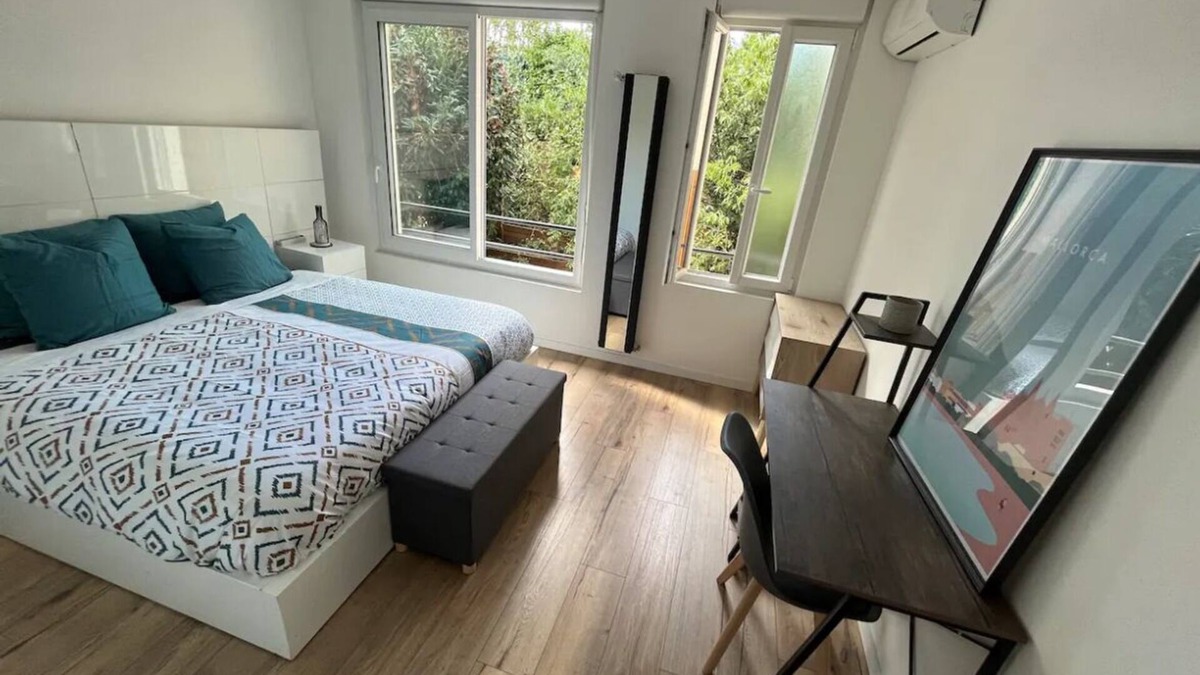Arcueil House | Magnifique Maison C - 5min Metro & Paris - 15 min Parc Expo - Jardin Privé