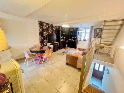 Morestel Apartment | Magnifique maison de ville