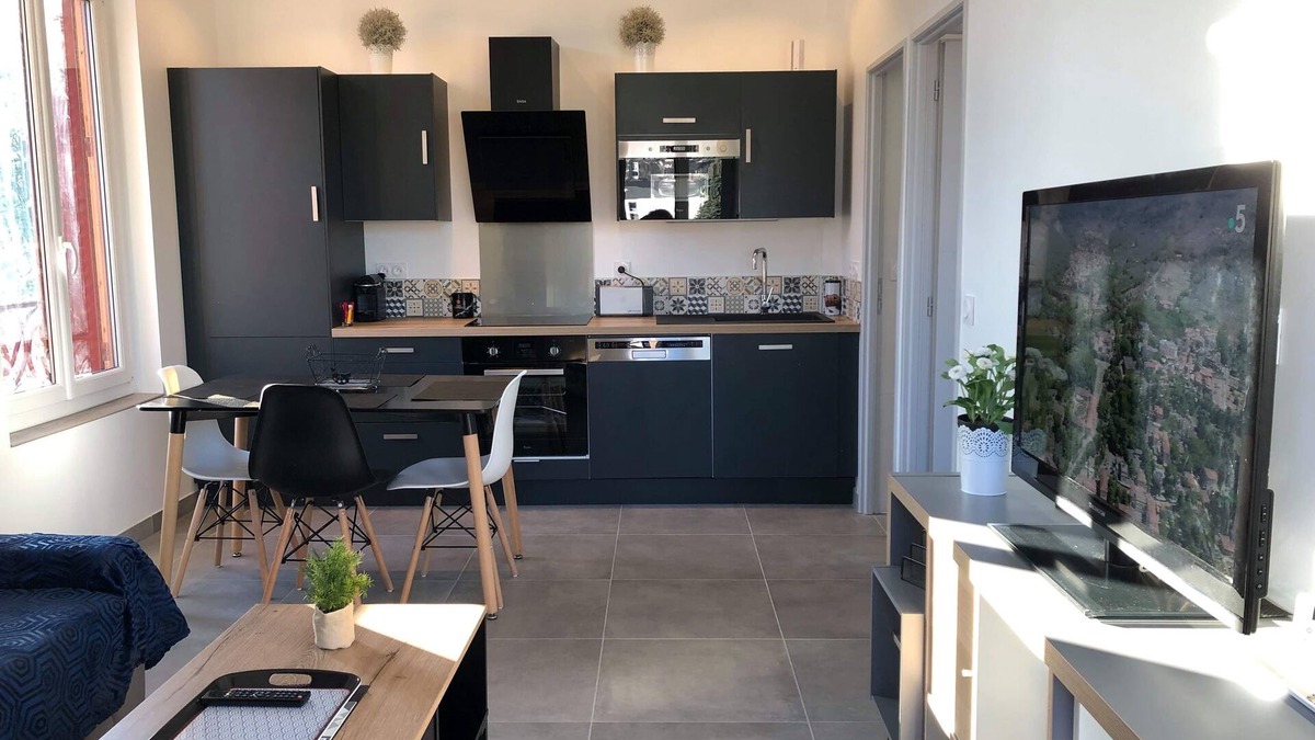 Aix-les-Bains Apartment | ♥️Magnifique T2 neuf de 38m, parking privé, belles prestations