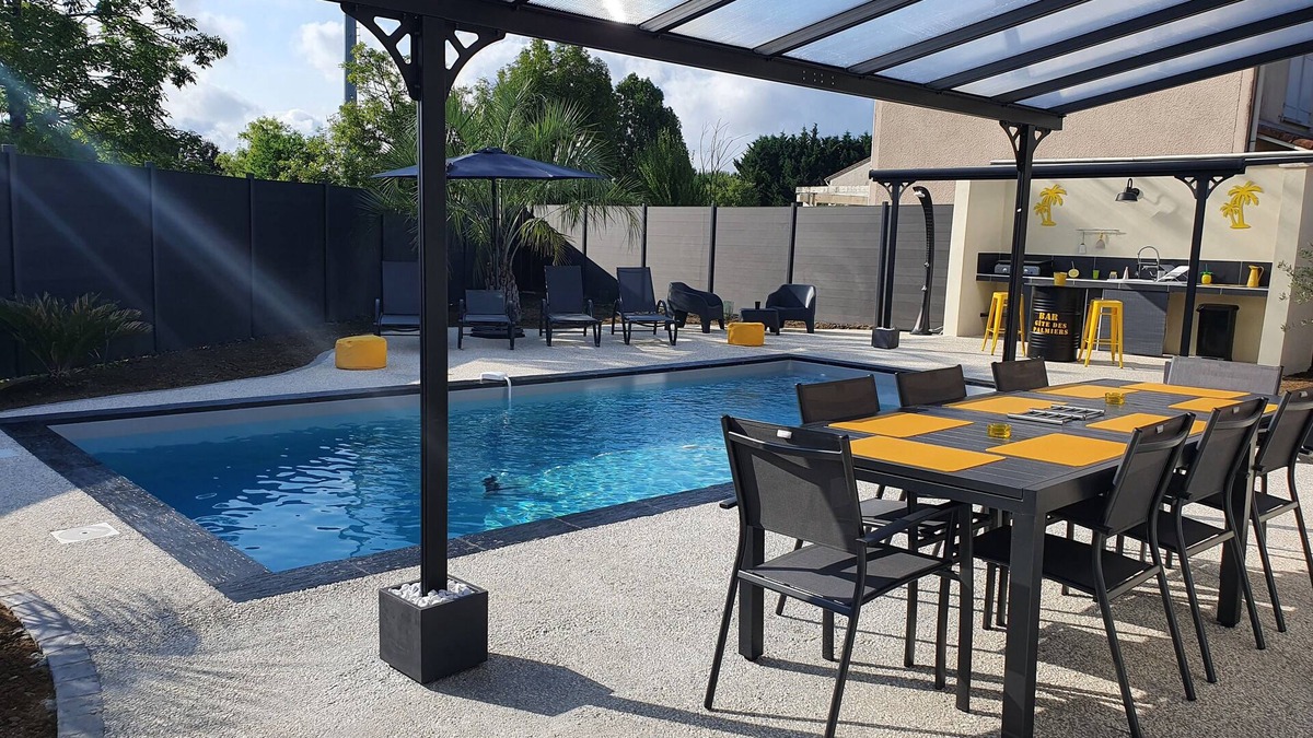 Bon-Encontre Villa | Magnifique Villa des Palmiers de 130m² et sa Piscine Chauffée Privée