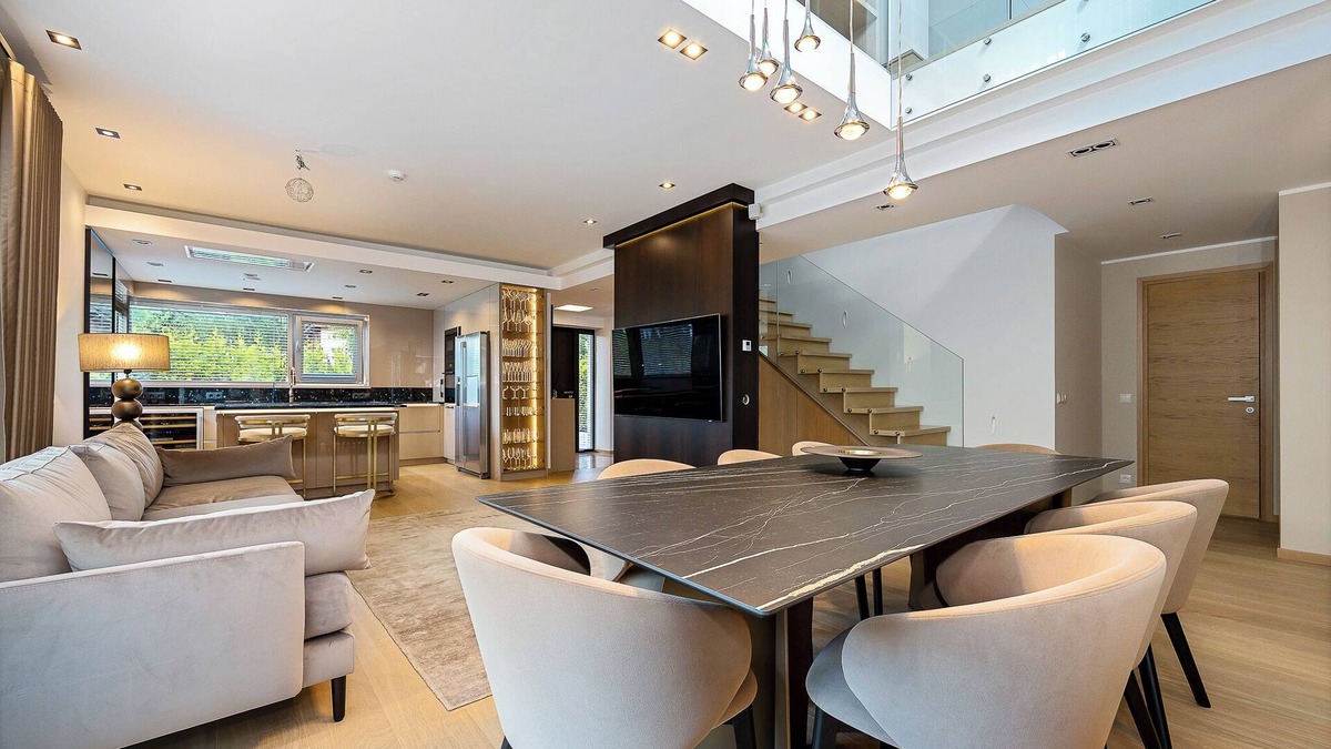 Pirita House | Magnolia 5-room House with Indoor Pool, Sauna and A/C