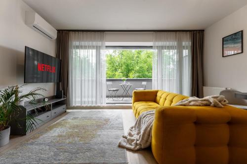 Angyalfold Apartment | Magnolia Apartment Hotel-GreenTop