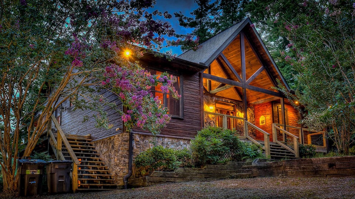 Morganton House | Magnolia Bay by Escape to Blue Ridge