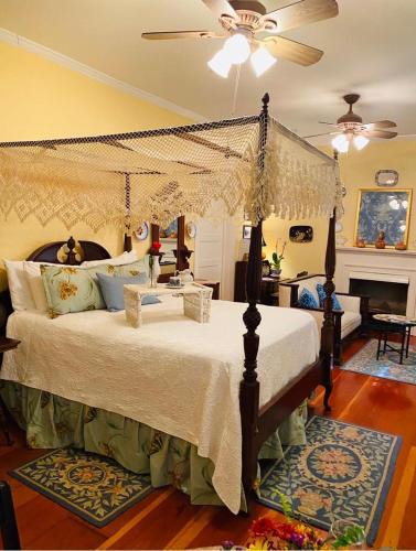 Natchez Bed & Breakfast | Magnolia Cottage Bed and Breakfast