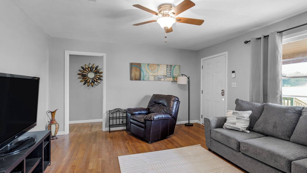 Semmes House | Magnolia House - charming 3-bedroom house in Semmes, Alabama