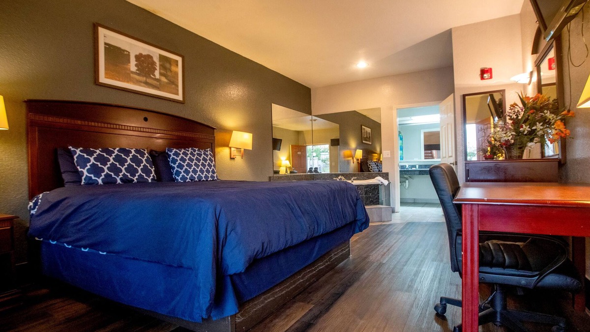 Magnolia Hotel | Magnolia Inn And Suites