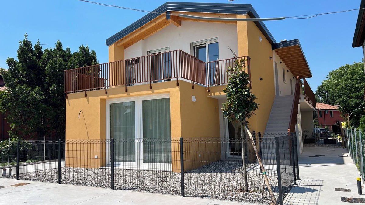 Santo Stino di Livenza Condo | Magnolia apartment, new soundproof and comfortable facility