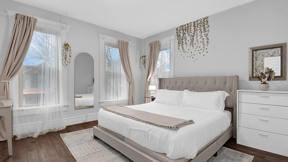 Olde Towne East Apartment | Magnolia Modern 1BR Near DT on Historic Street
