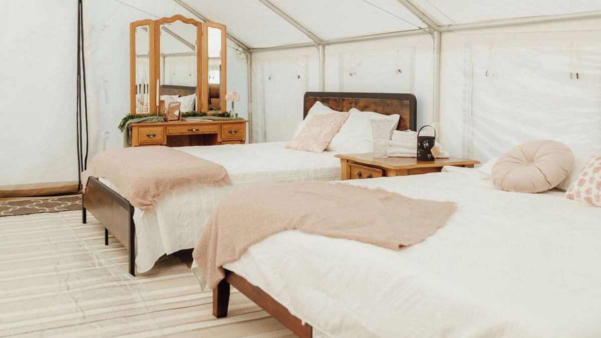 Silver Point Cabin | Magnolia Mountain Escape: Safari Tent Glamping with Heated Pool & Hot Tub & A/C