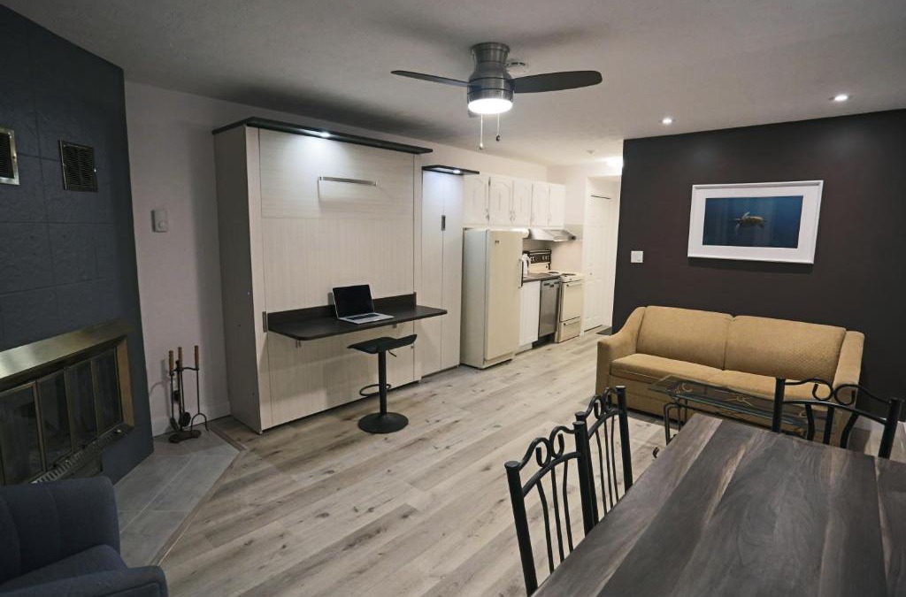Magog Apartment | Magog Waterfront Studio 106