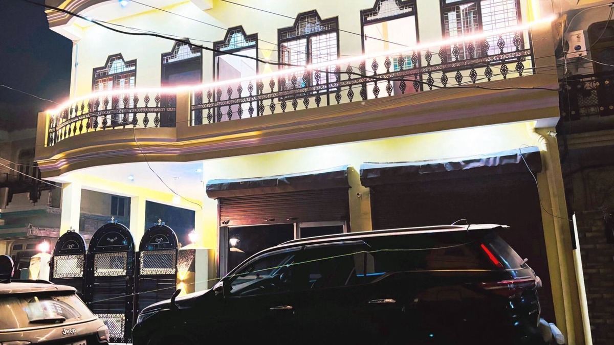 Naini Apartment | maha kumbh highseas hotel