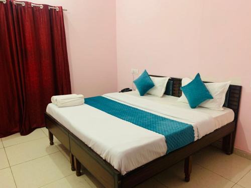 Chandigarh House | Mahadev Homestay ! Preferred Partner ! Walking Distance To Chandigarh Int'l Airport !