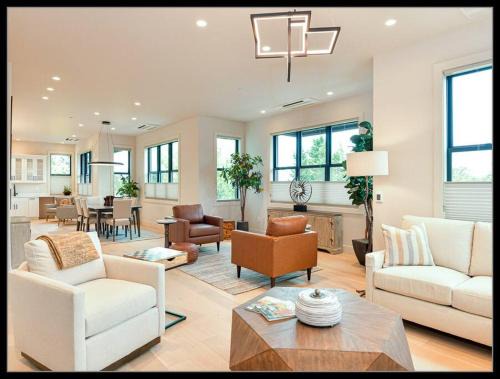 Historic Downtown District Apartment | Mahar Homes - Plaza North on First