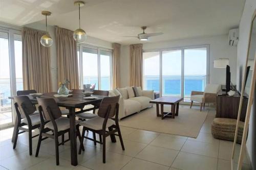 Maho Apartment | Maho Beach House - 2 Bedroom Corner Ocean Suite