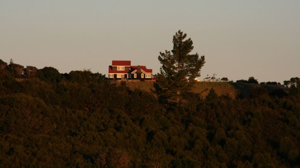 Mahurangi West House | Mahurangi Manor yesteryear charm with modern convenience