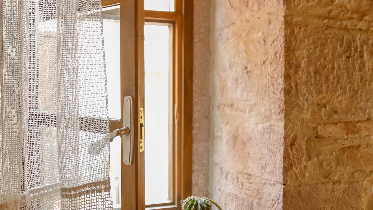 Ayvalik Hotel | Mahzen Küçükköy