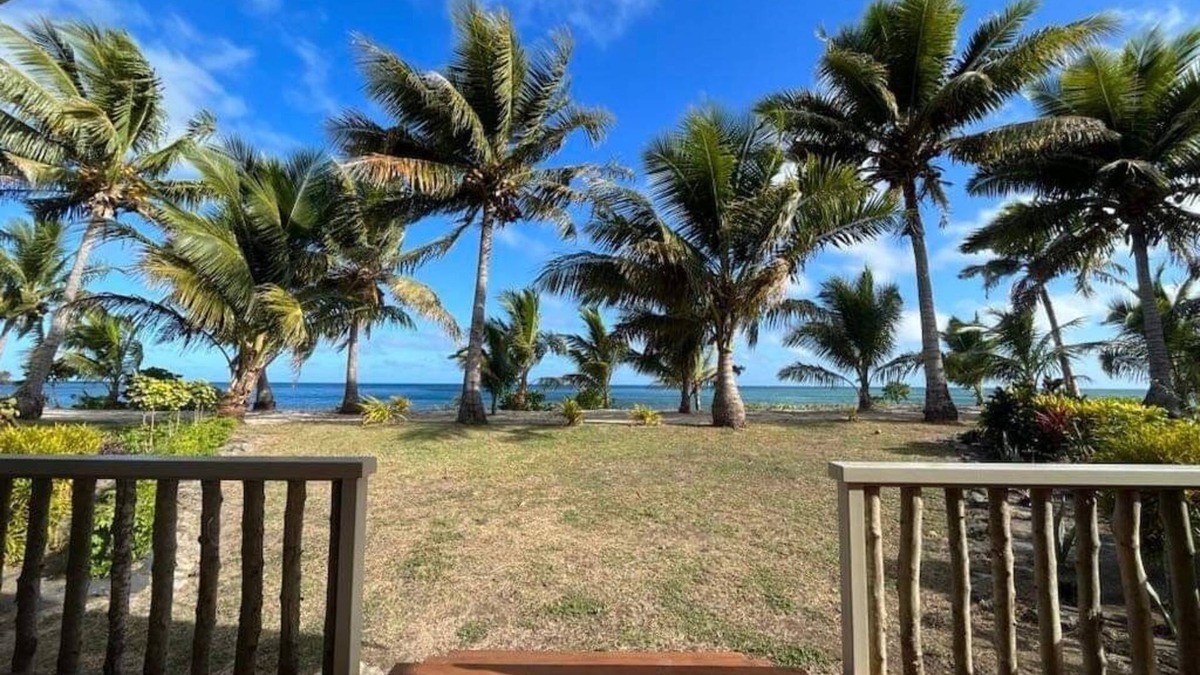 Naviti Island Resort | Mai Sunset Island Resort