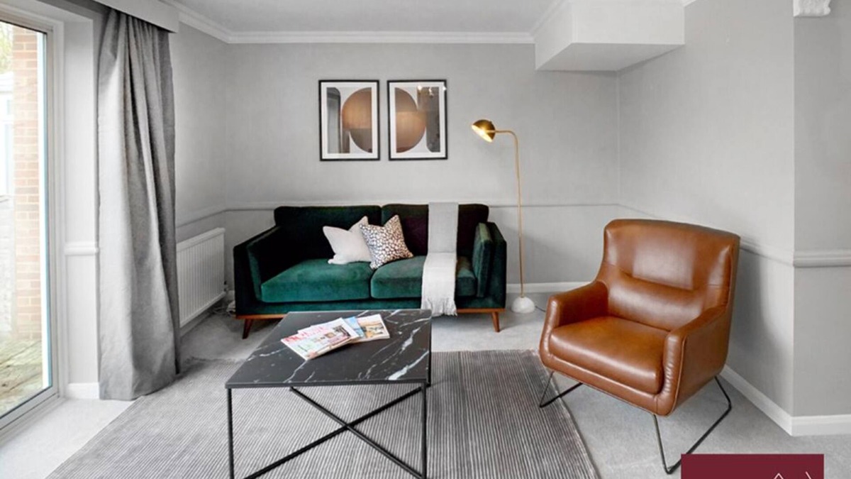 Bray on Thames House | Maidenhead - Garden, Pets Welcome, Parking