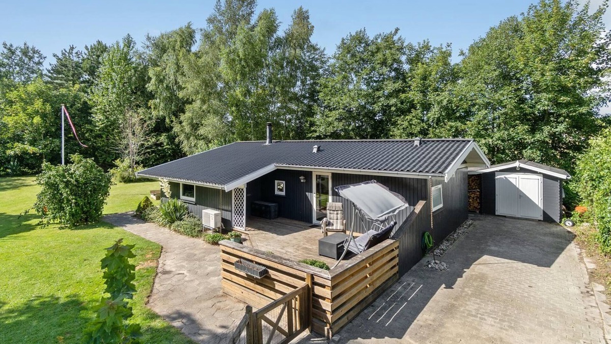 Follenslev House | "Maiken" - 1.5km from the sea by Interhome