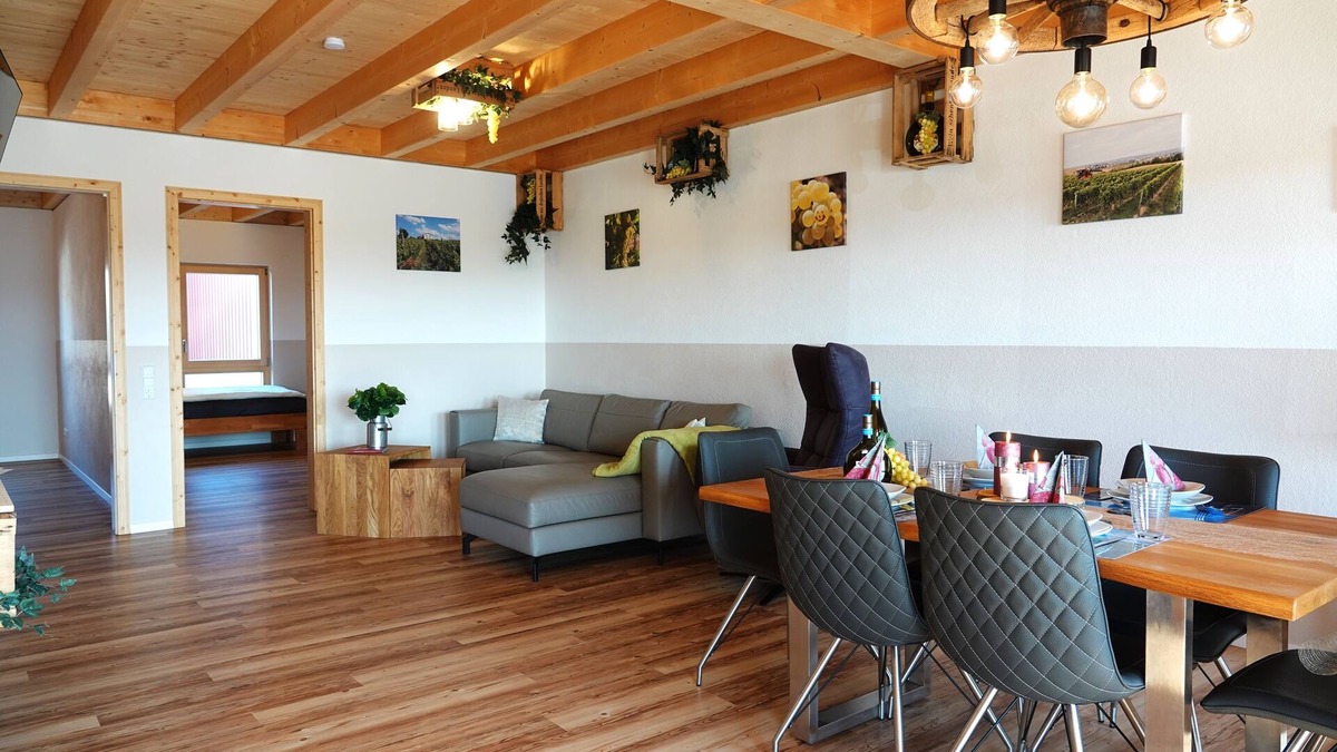 Kitzingen Apartment | Main barrier-free holiday in the vineyard
