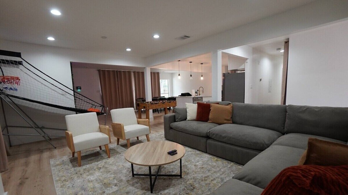Bryker Woods House | Main House · Downtown ATX Retreat Arcade Perfect Location!