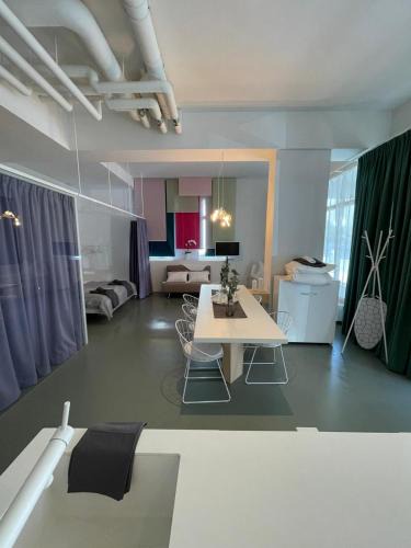 Wilten Apartment | Main Station Design Loft Style Apartment