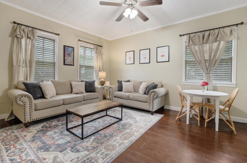 New Iberia Apartment | Main Street Charmer
