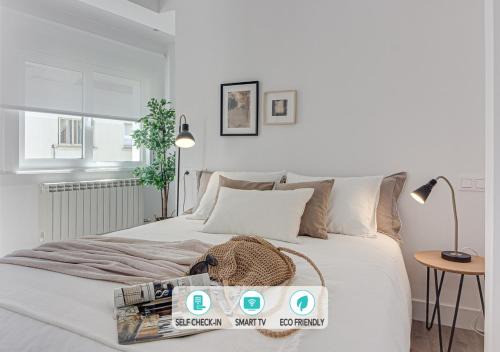 La Coruna Apartment | Main Street Deluxe