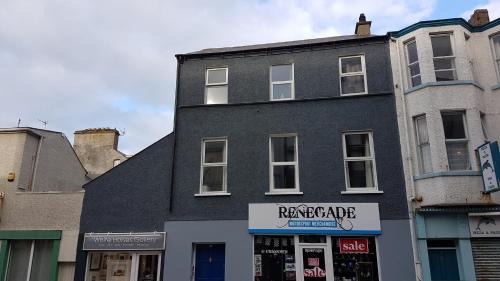 Portrush Apartment | Main Street house