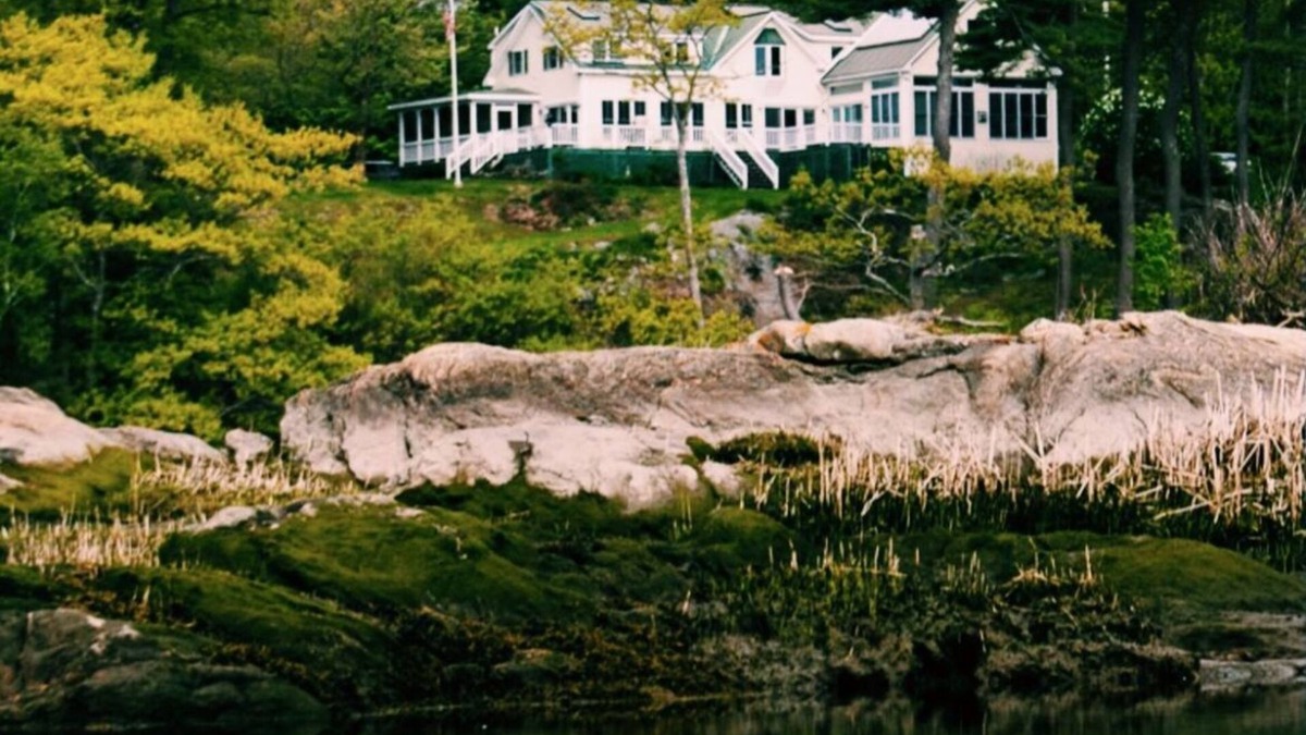 Woolwich House | Maine waterfront home, with hot tub and dock access, 1 mile from downtown Bath