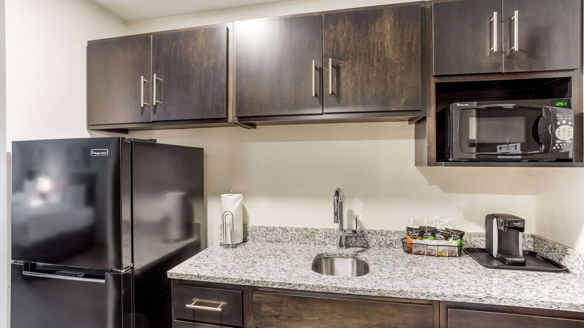 Logan Hotel | MainStay Suites Logan Ohio-Hocking Hills