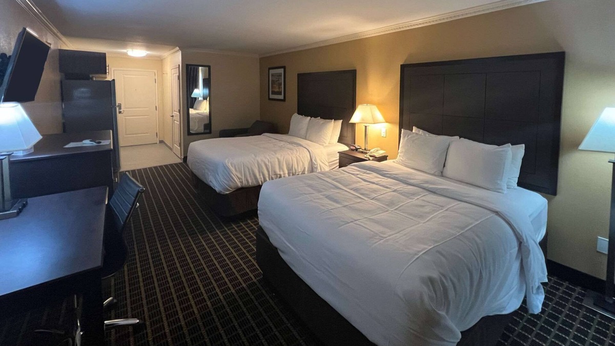 Ozona Hotel | MainStay Suites Ozona I-10