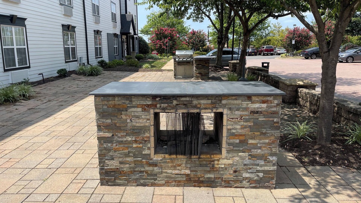Potomac Falls Hotel | MainStay Suites Sterling near Dulles Town Center
