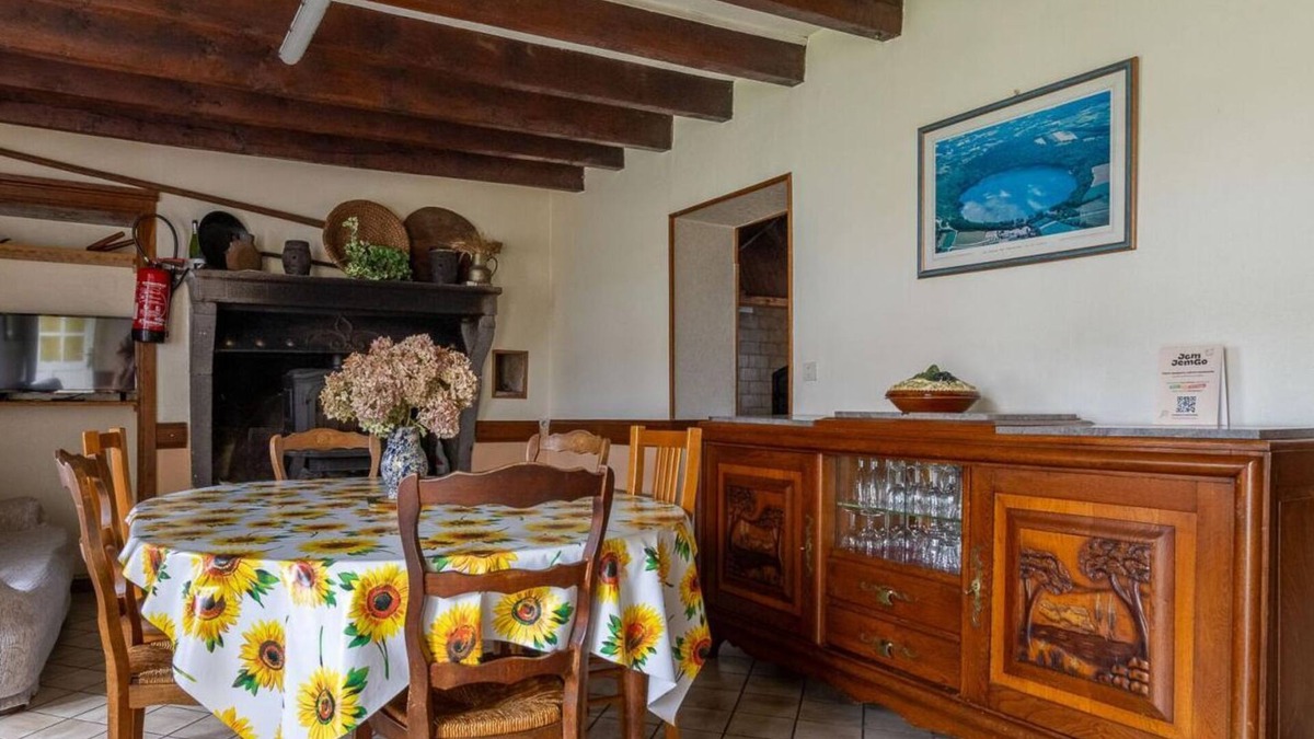 Charbonnieres-les-Vieilles House | Maison au Cœur de la Campagne en Pleine Nature